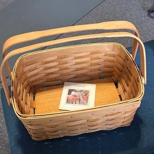 Longaberger Lunch Box basket